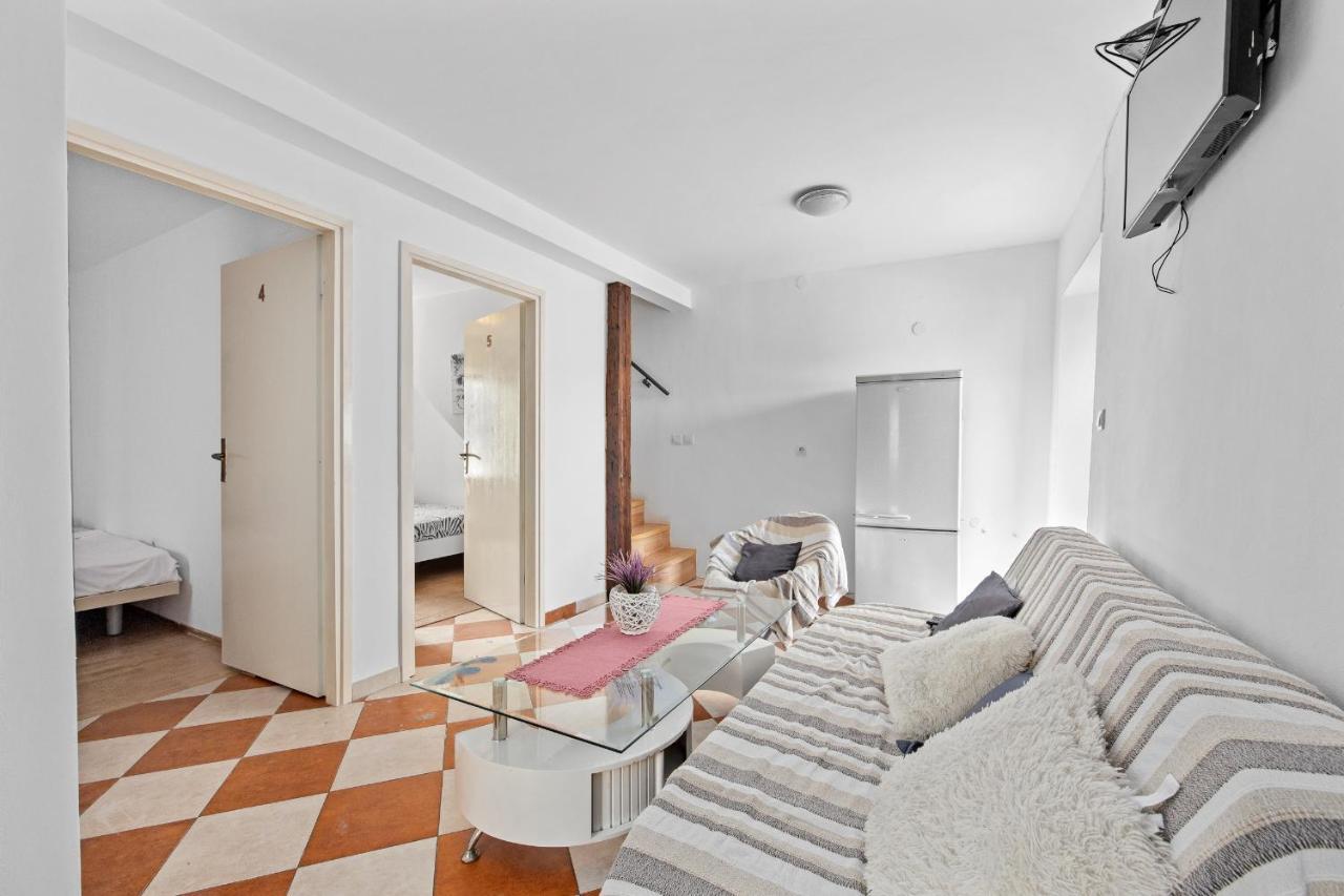 Pula Hostel Dış mekan fotoğraf